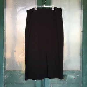 SOLD J. Jill Curved Seam Skirt PL